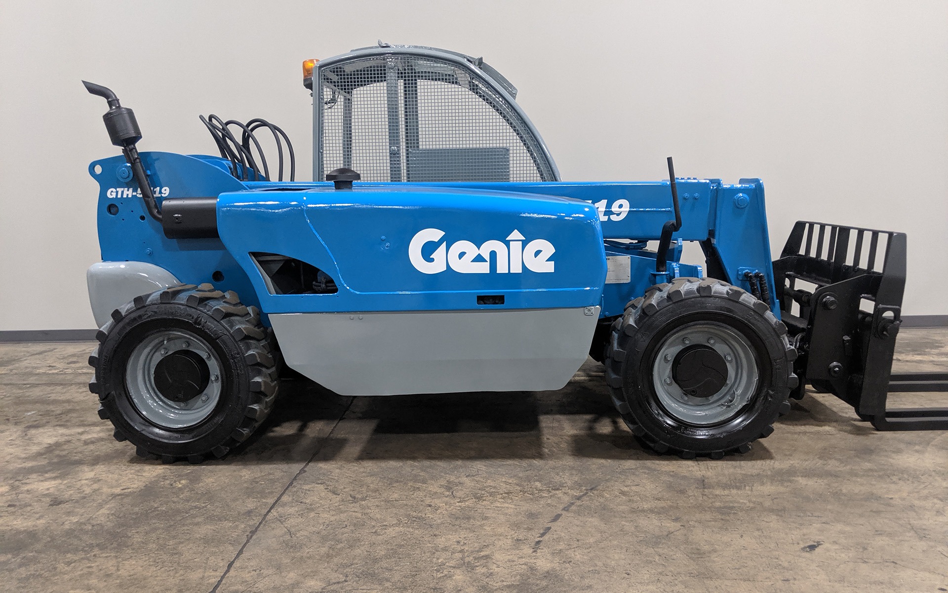 Used 2007 GENIE GTH 5519  | Cary, IL