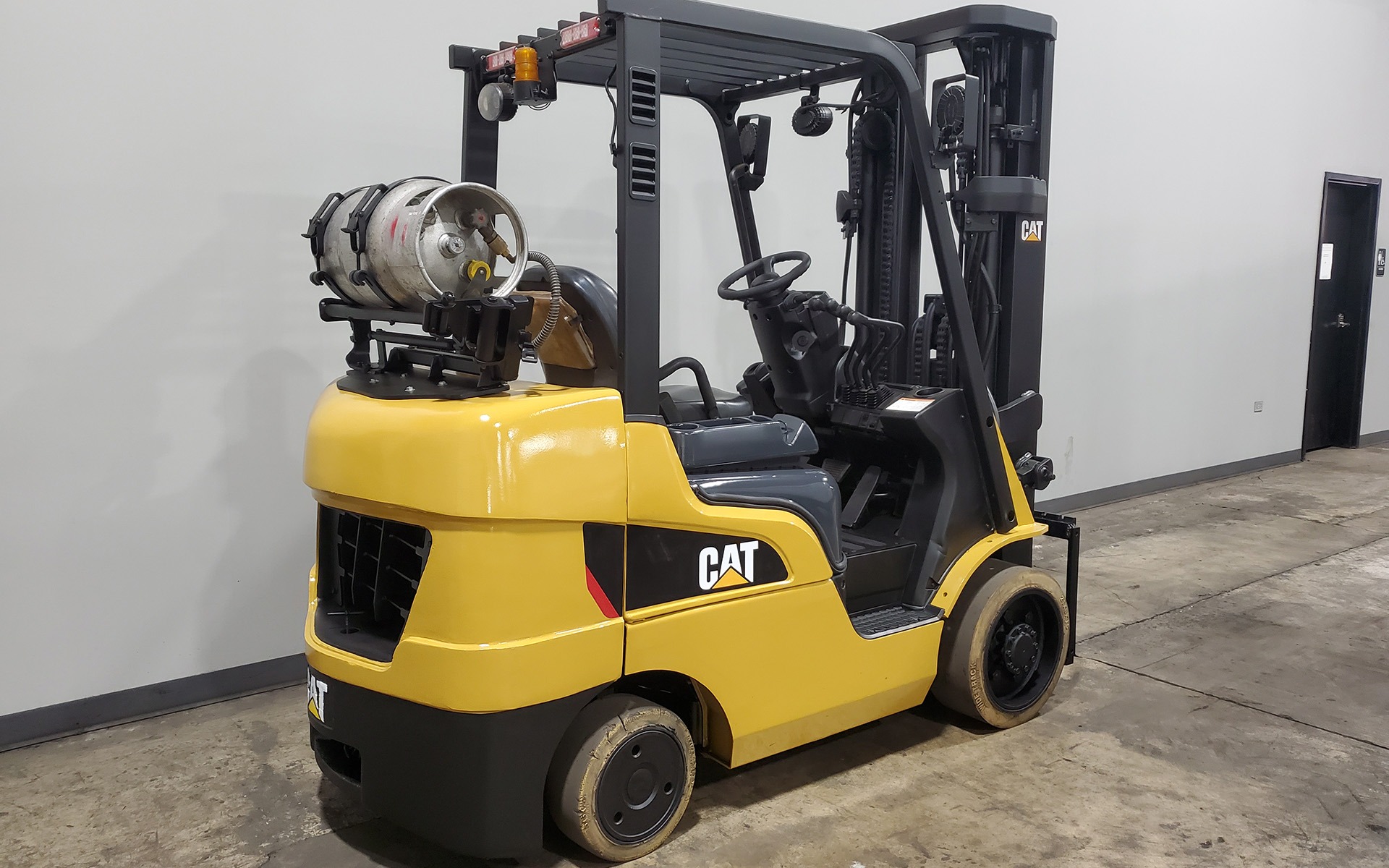 Used 2011 CATERPILLAR 2C6500  | Cary, IL