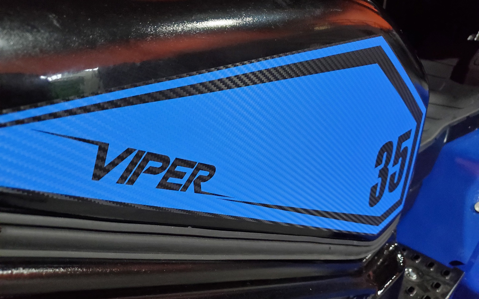 New 2023 VIPER FY35  | Cary, IL