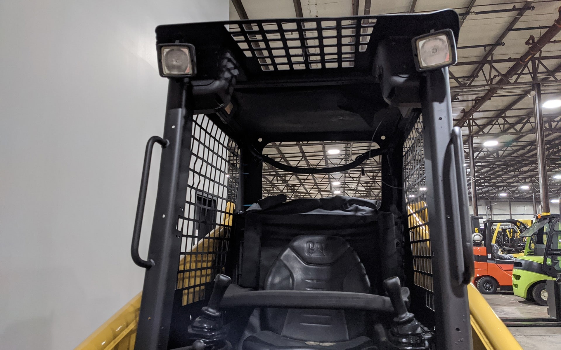 Used 2005 CATERPILLAR 246B  | Cary, IL