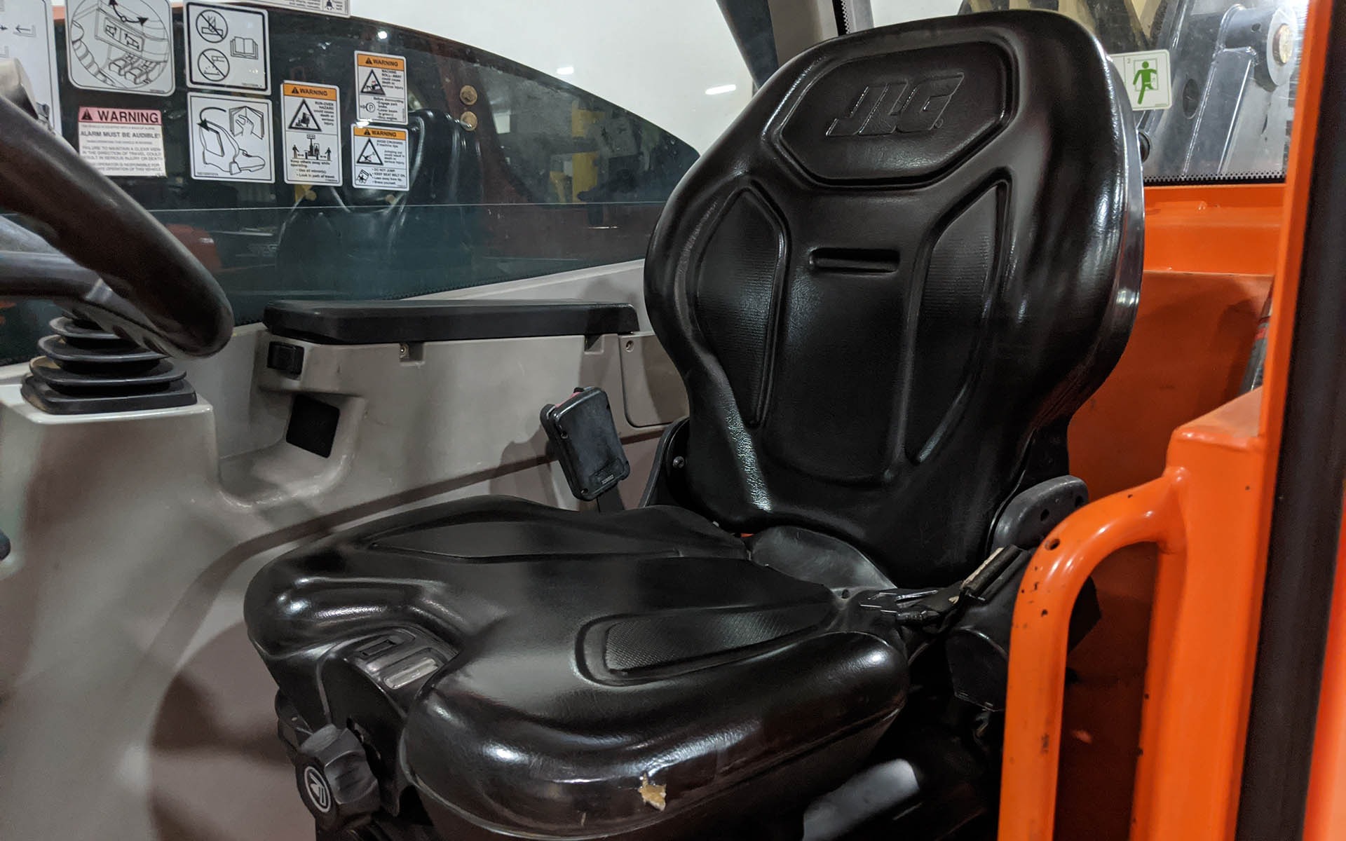 Used 2016 JLG 943  | Cary, IL