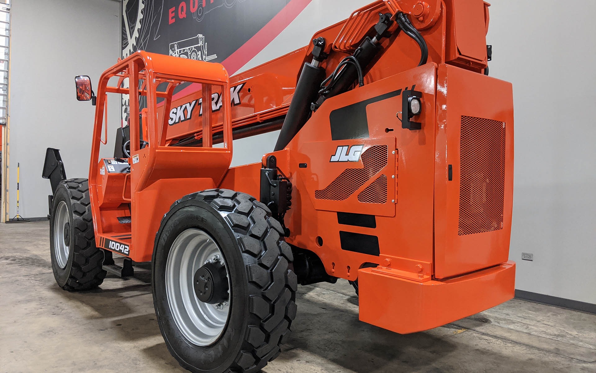 Used 2014 SKYTRAK 10042  | Cary, IL