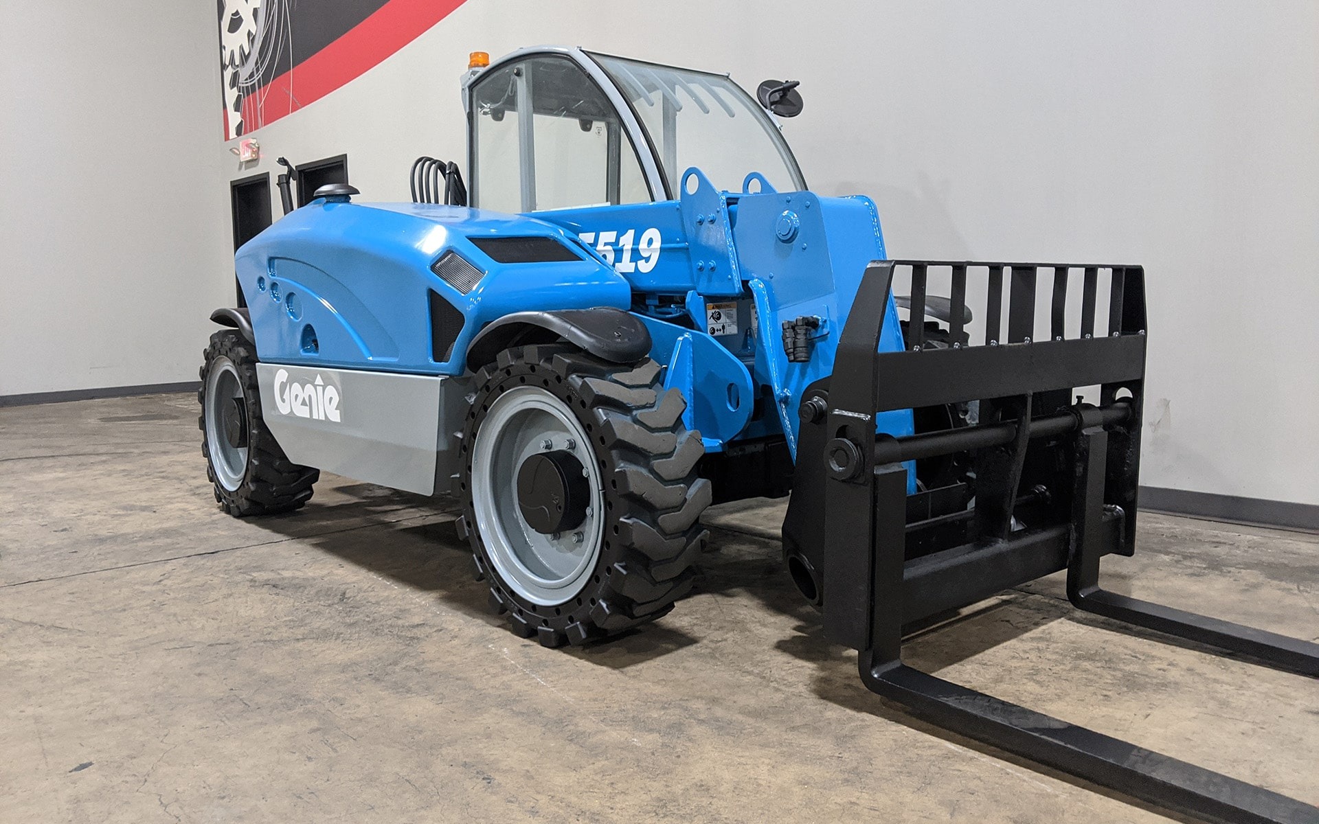 Used 2013 GENIE GTH 5519  | Cary, IL