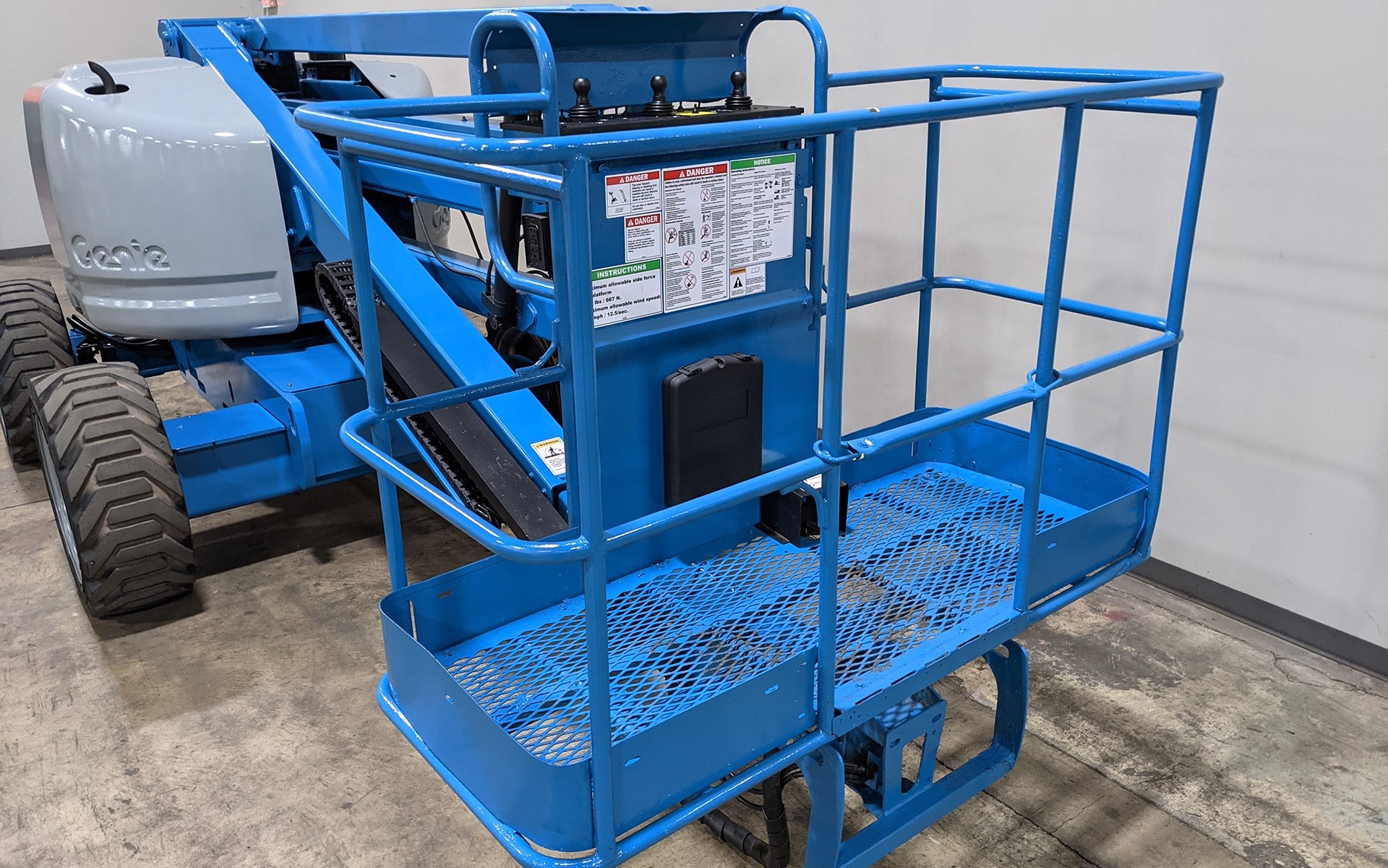 Used 2005 GENIE Z45 25  | Cary, IL