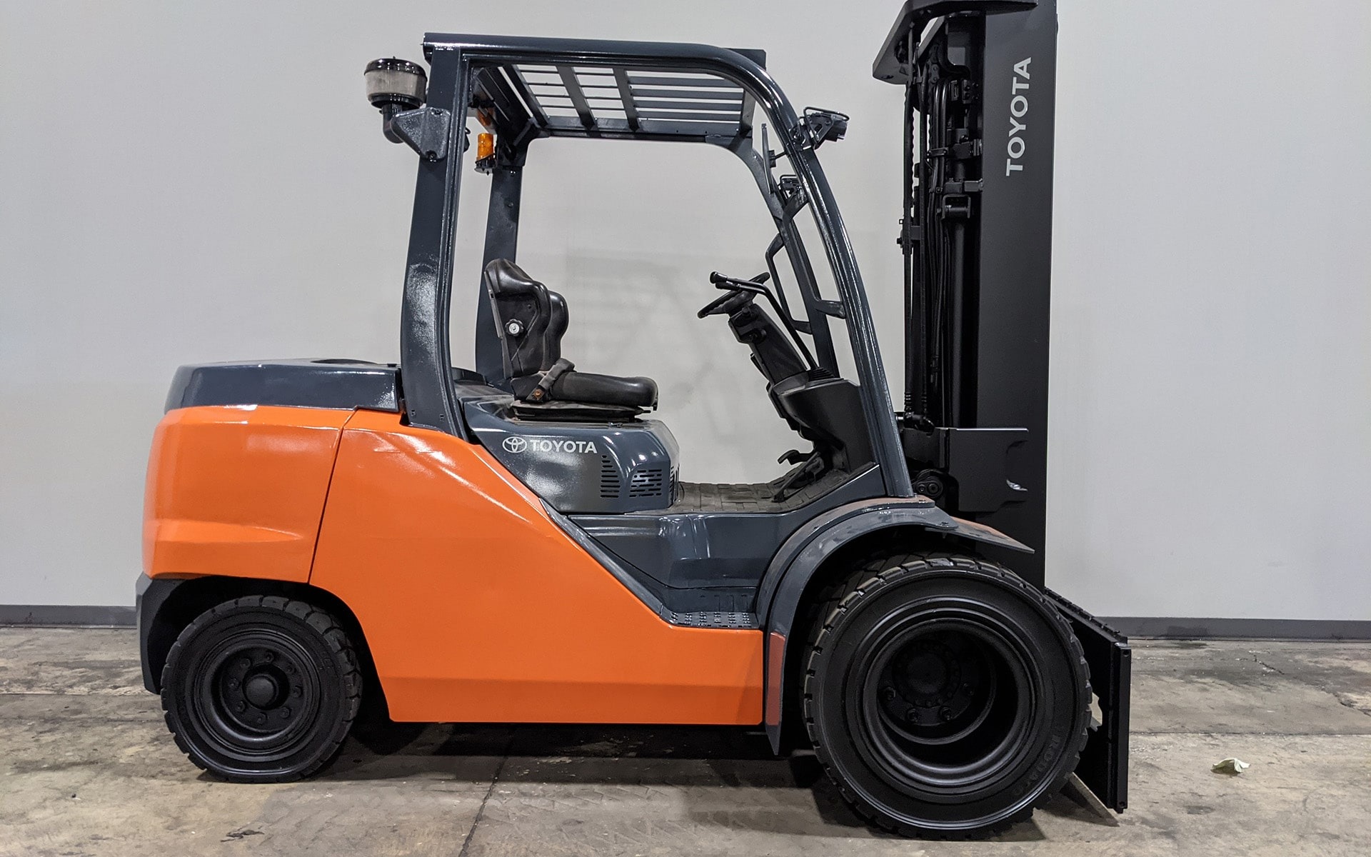 Used 2016 TOYOTA 8FD45U  | Spring Grove, IL