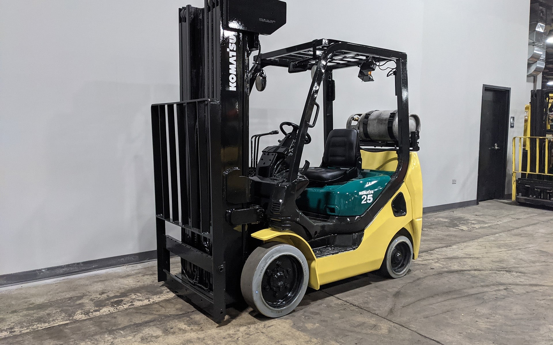 2010 KOMATSU FG25ST16 Stock 8833 for sale near Cary, IL IL KOMATSU Dealer