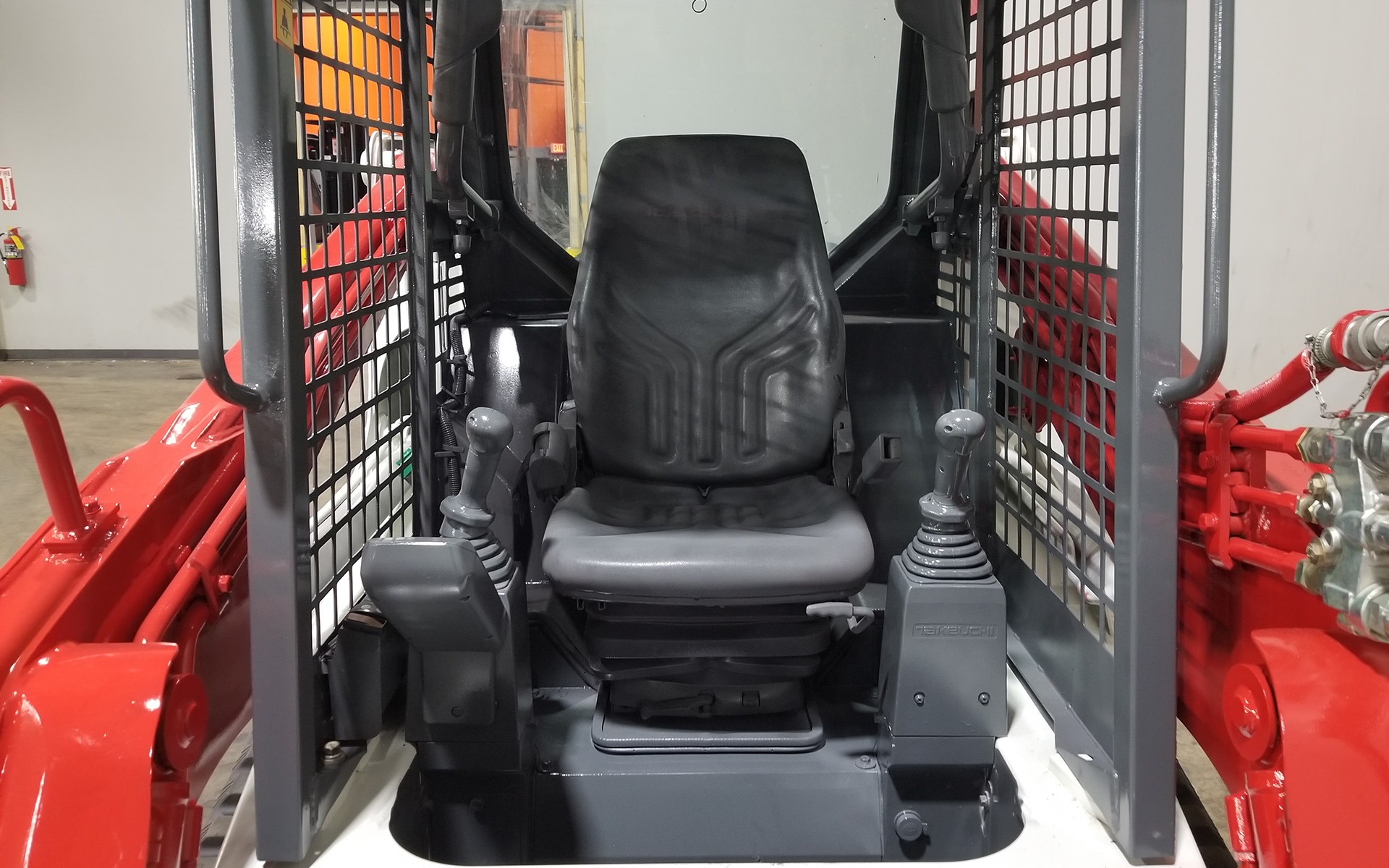 Used 2018 TAKEUCHI TL8  TRACKS  | Cary, IL