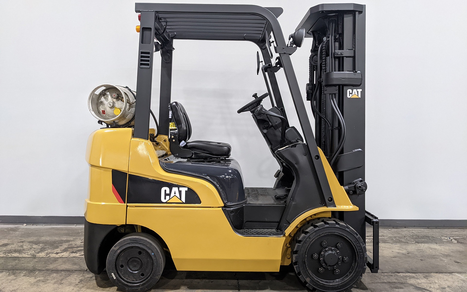 Used 2007 CATERPILLAR C5000  | Cary, IL