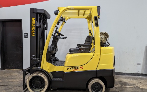 2016 HYSTER S70FT