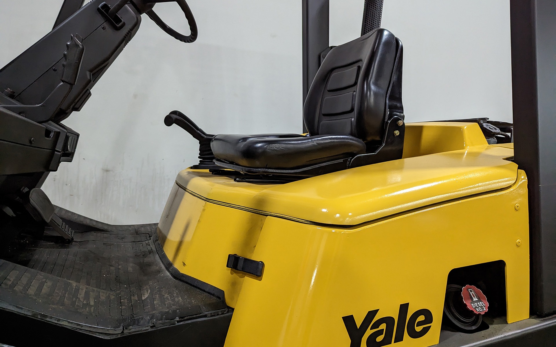 Used 2004 YALE GDP100  | Cary, IL