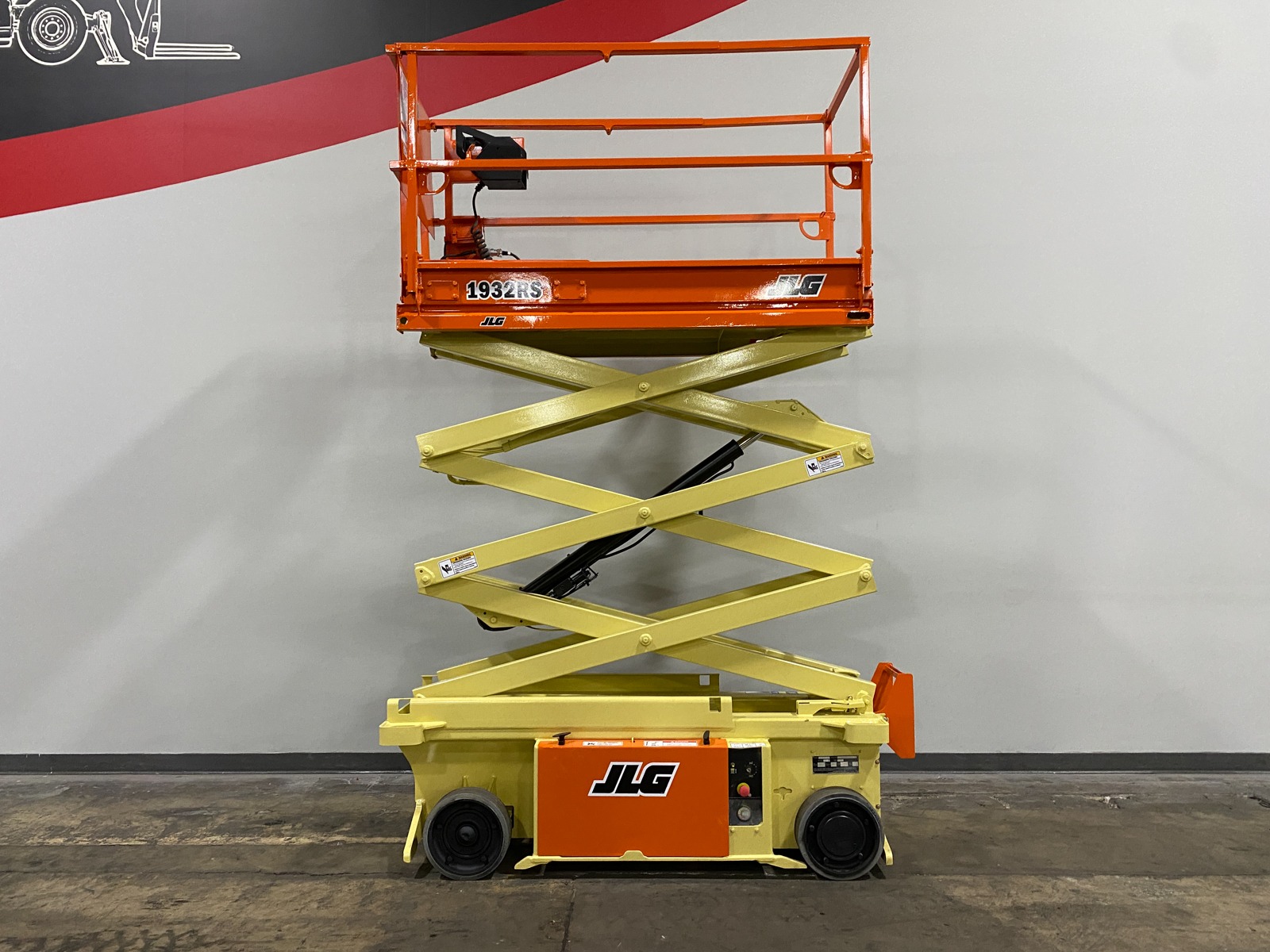 Used 2016 JLG 1932RS  | Cary, IL