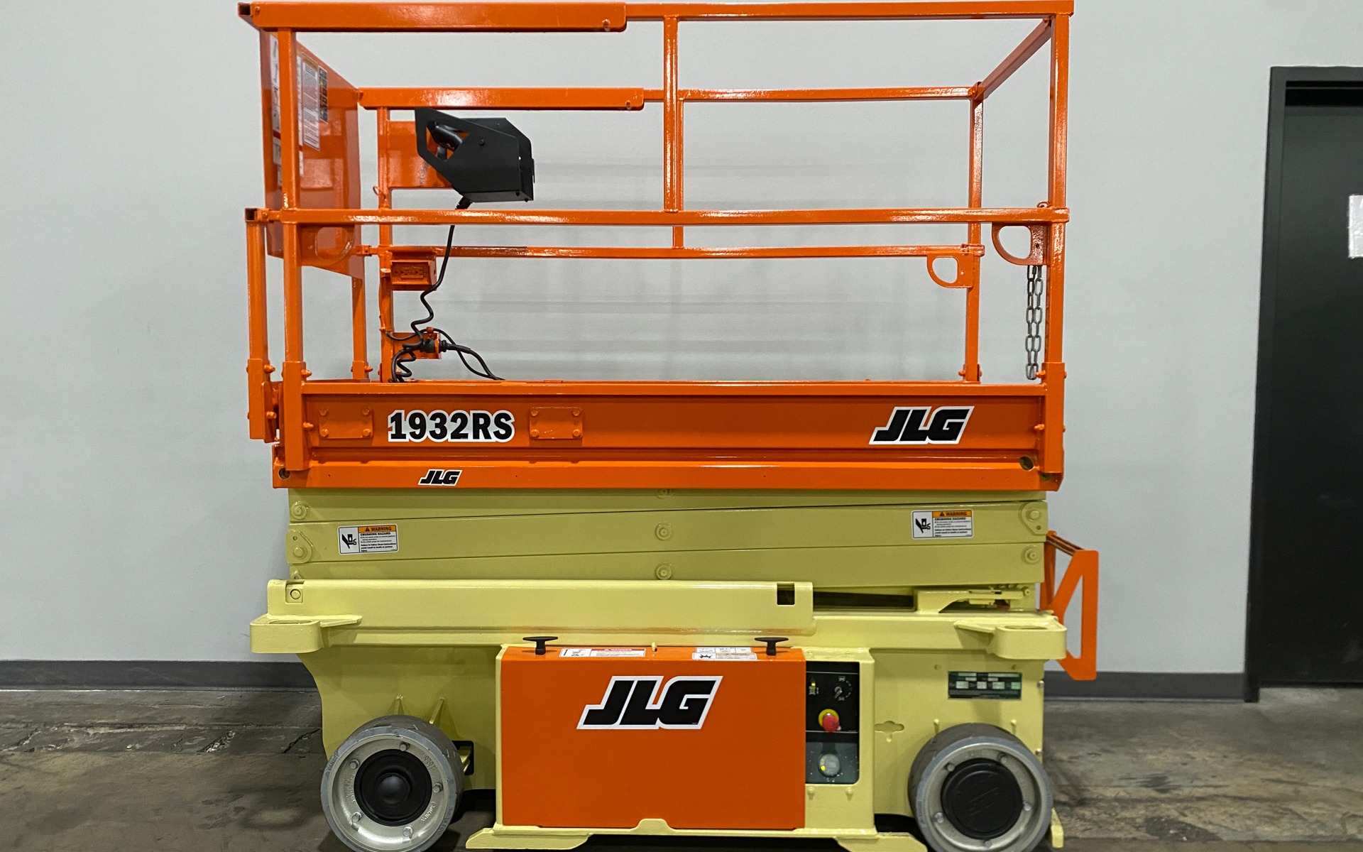 Used 2013 JLG 1932RS  | Cary, IL
