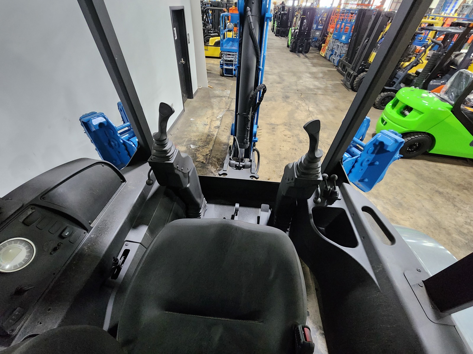 Used 2016 TEREX TLB840  | Cary, IL