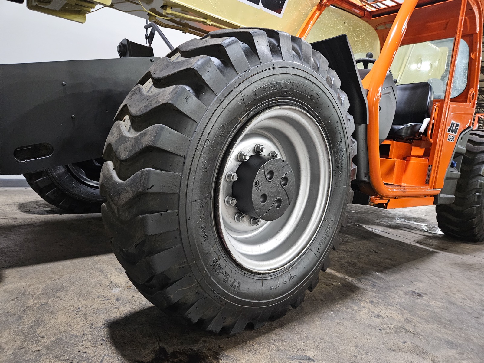 Used 2015 JLG 1255  | Cary, IL