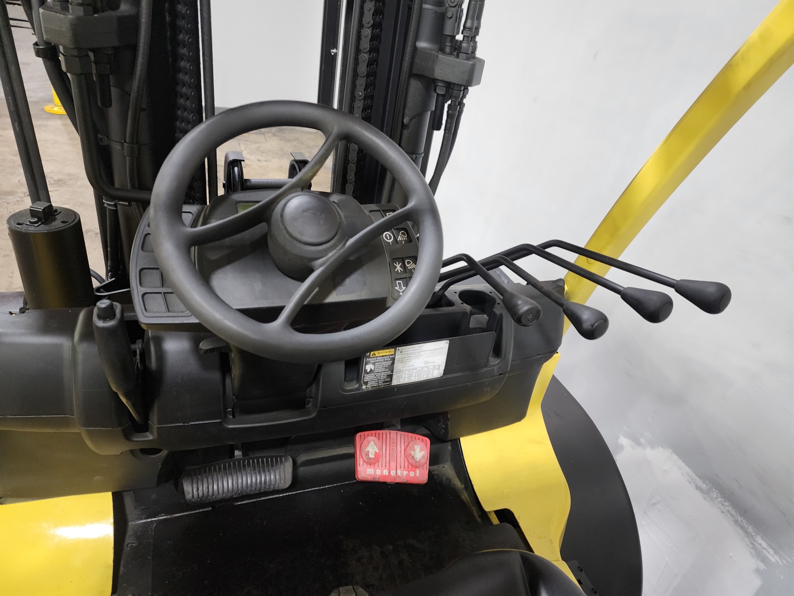 Used 2011 HYSTER H155FT  | Cary, IL