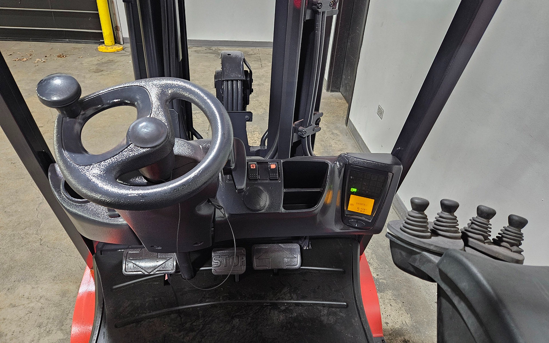 Used 2016 LINDE H27CT  | Cary, IL