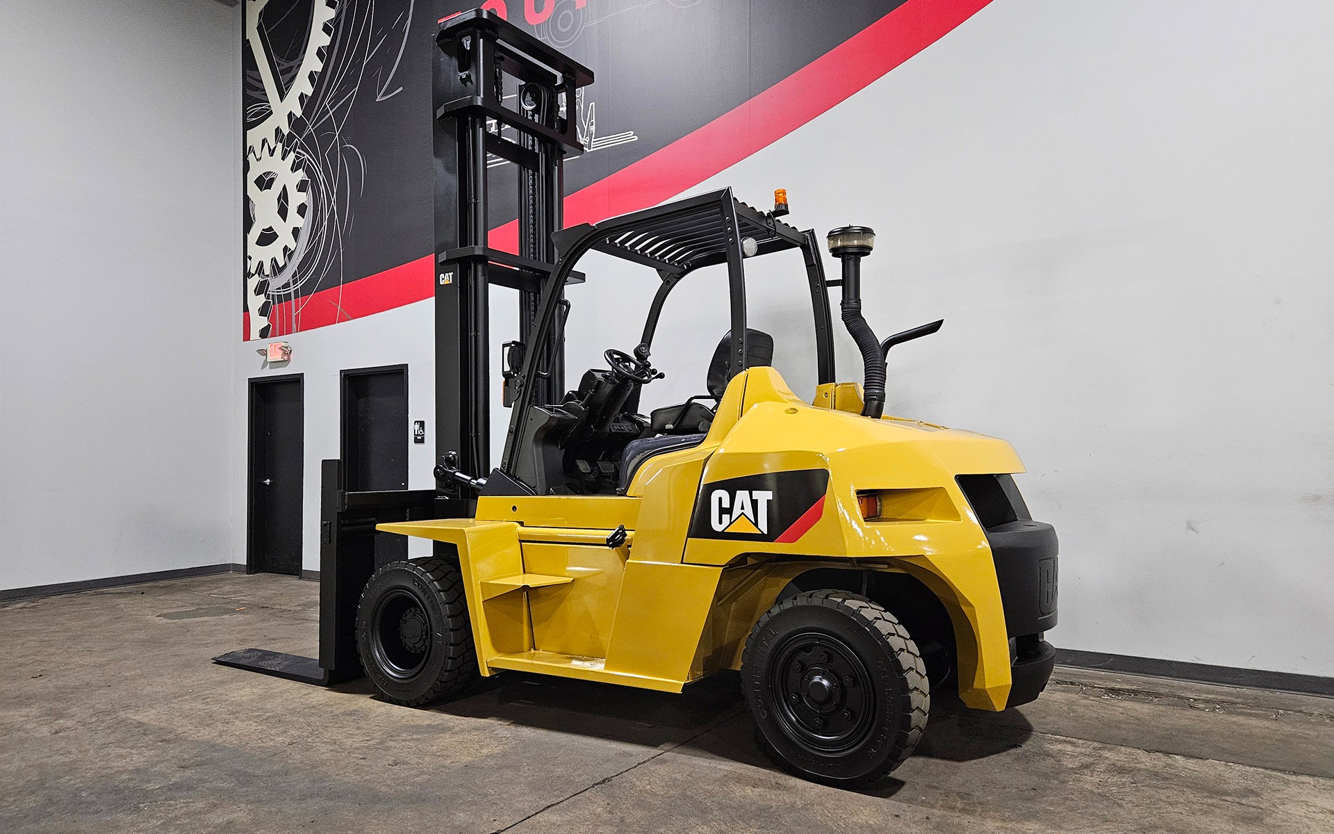Used 2017 CATERPILLAR DP70N  | Cary, IL